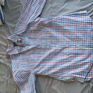 EUC Vineyard Vines Tucker shirt